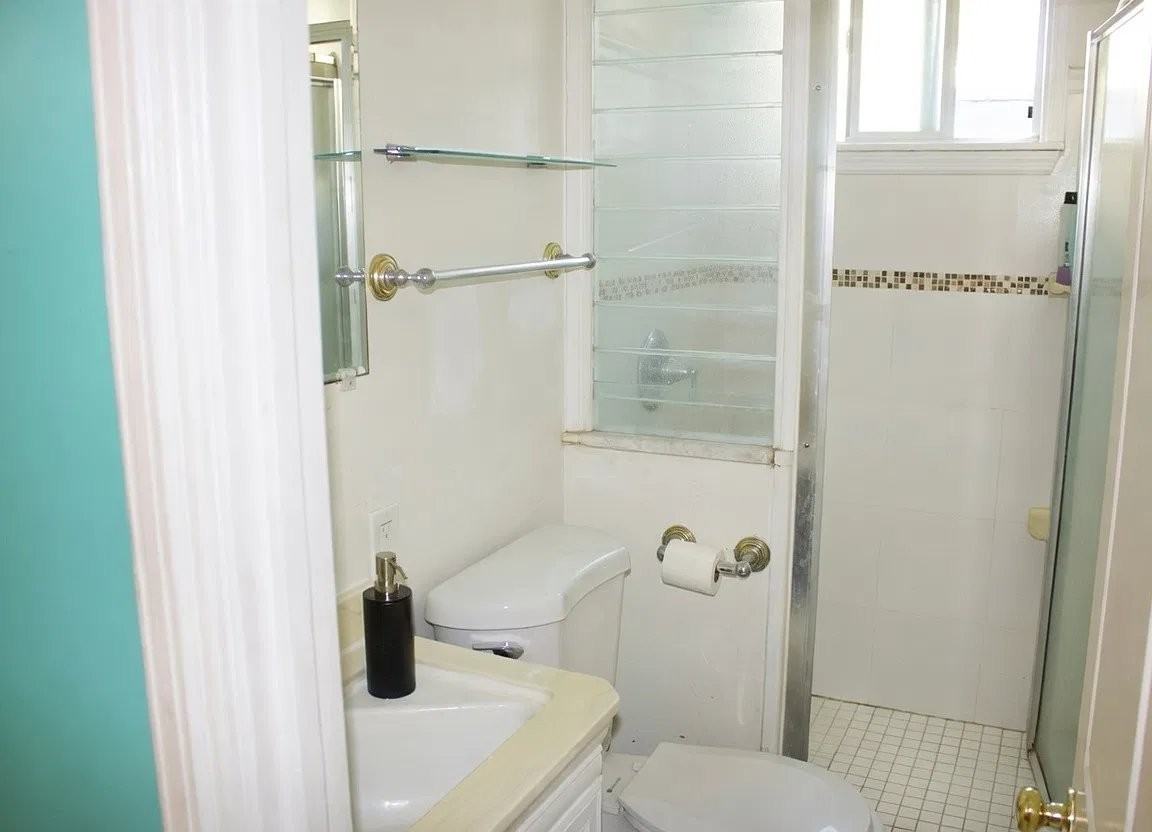327 Benrud St - Photo 6 of 6