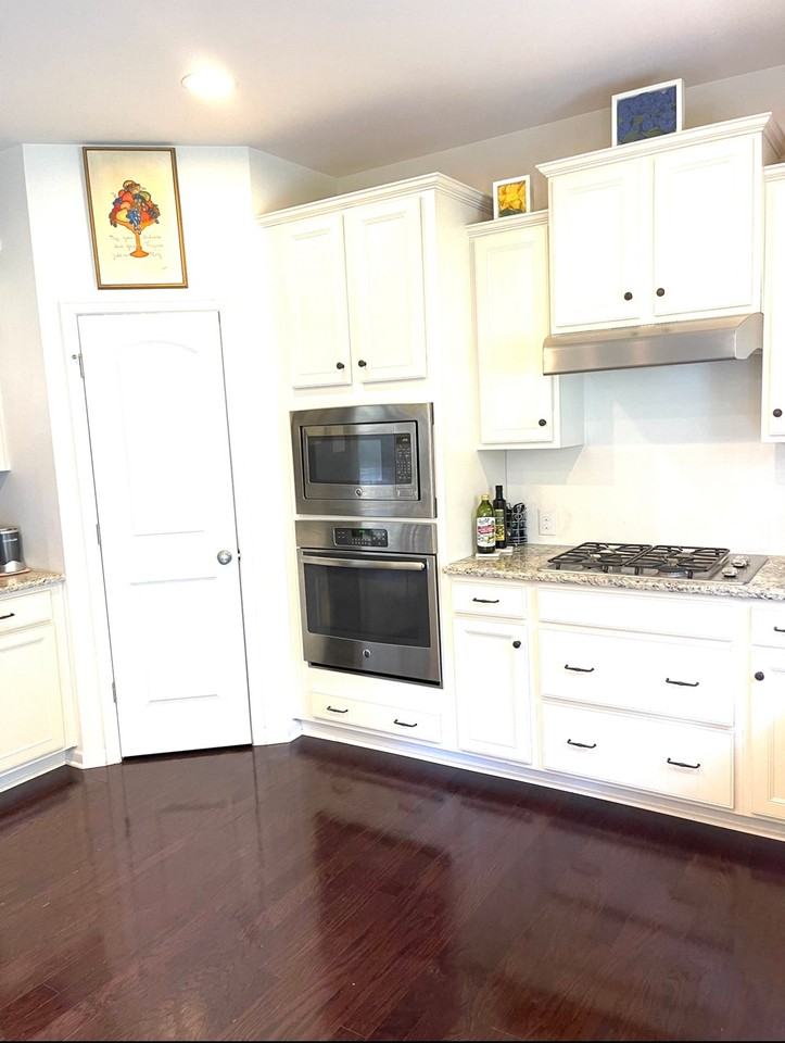 409 Elizabeth Valley Ln - Photo 6 of 17