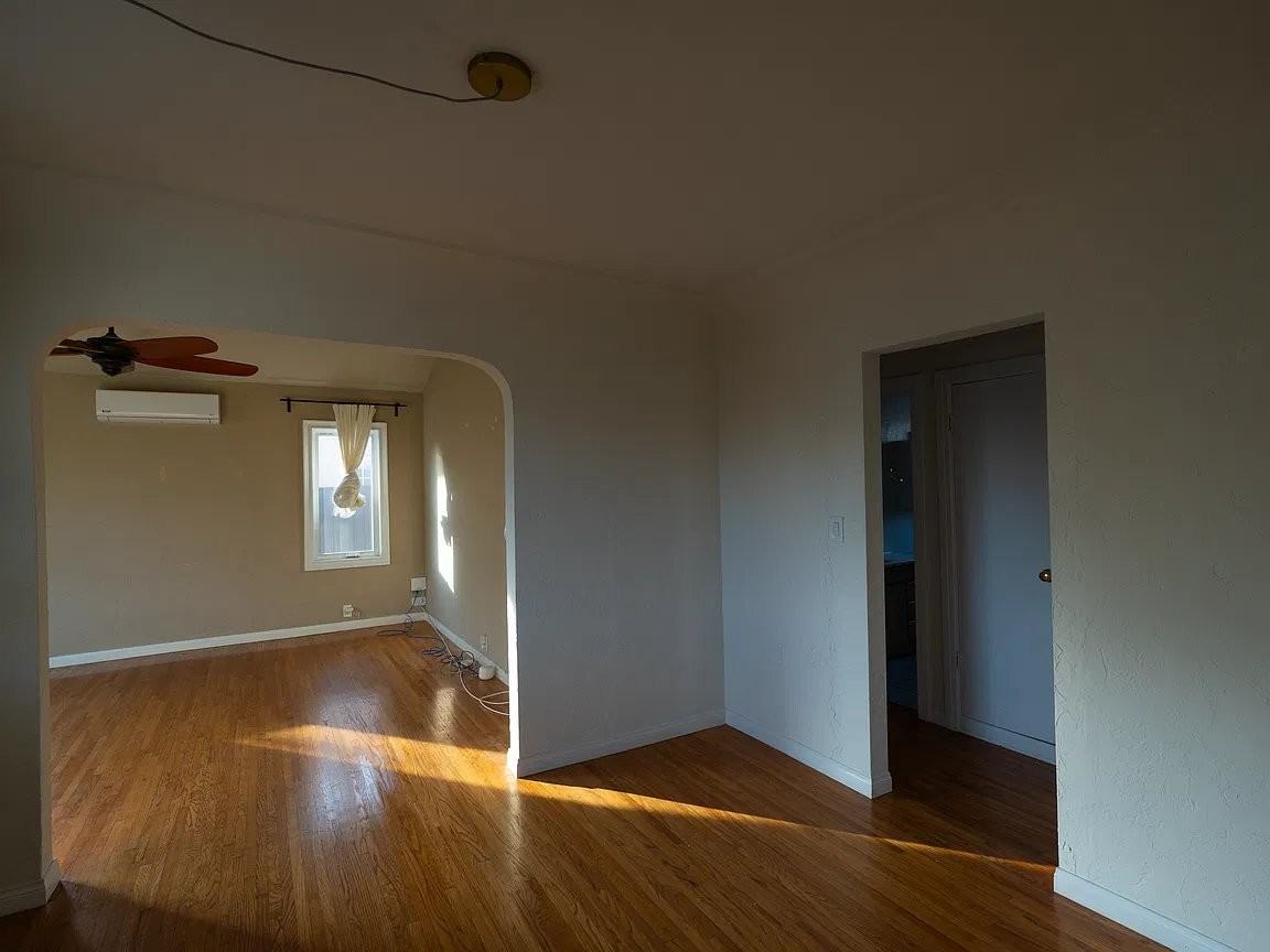 2137 248th St - Photo 3 of 7