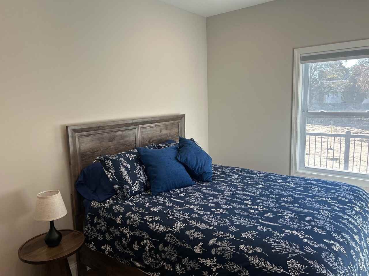 139 Elm St - Photo 5 of 10