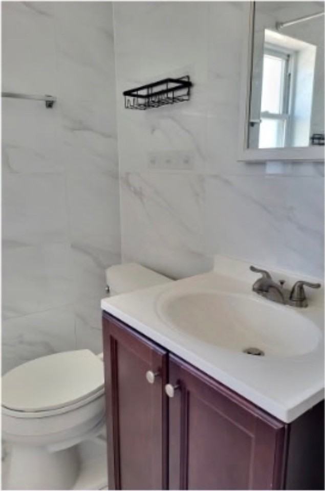 189th Street And 43rd Avenue #2ndFL - Photo 5 of 6