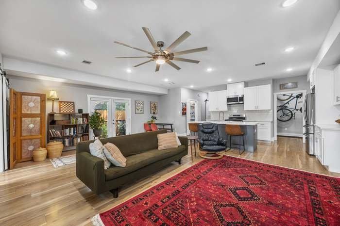 1710 Mckee St - Photo 2 of 20