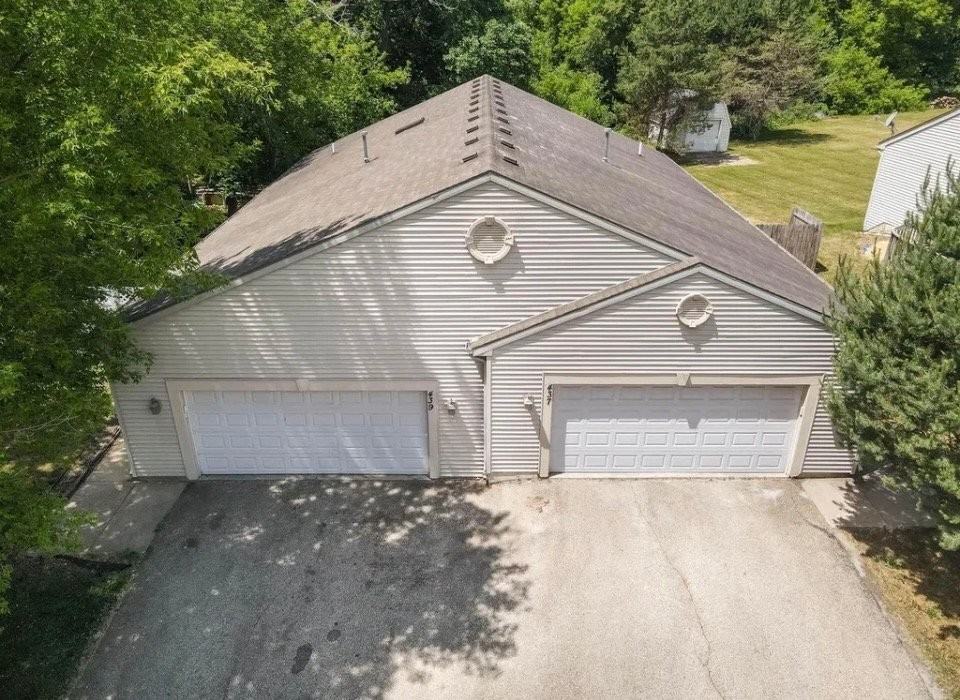 437 Swanson Ct - Photo 3 of 19