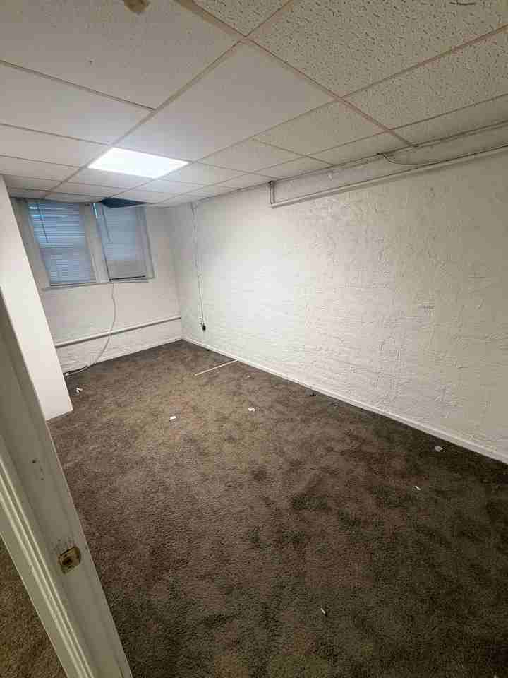 423 Washington St #4 - Photo 4 of 5
