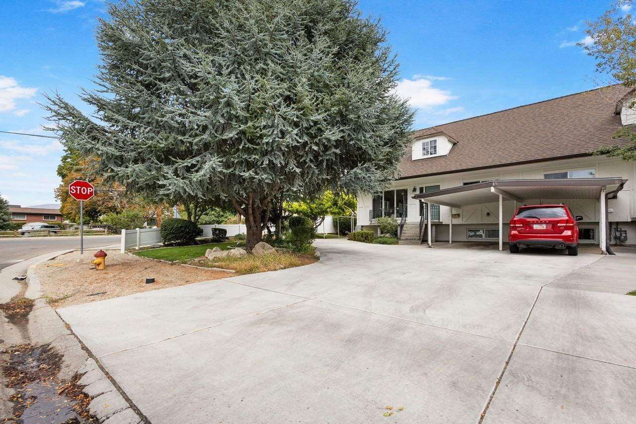 3915 S Feramorz Dr #A - Photo 3 of 20