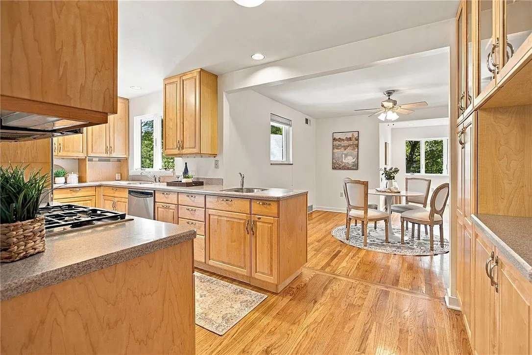 28 Unger Ln - Photo 6 of 10