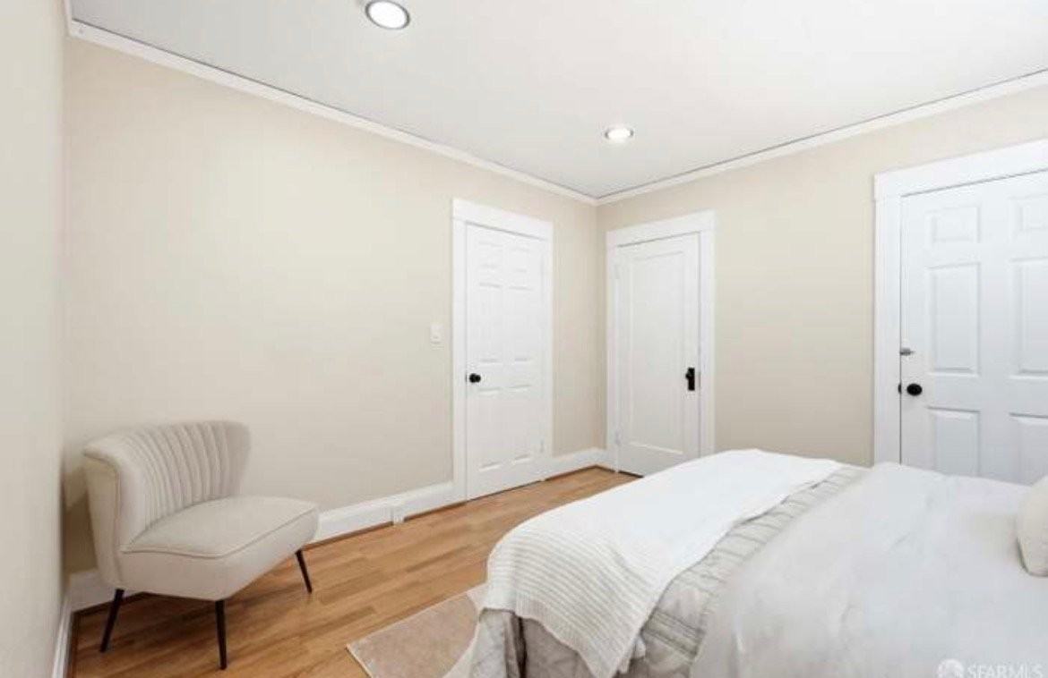 421 22nd St - Photo 3 of 6