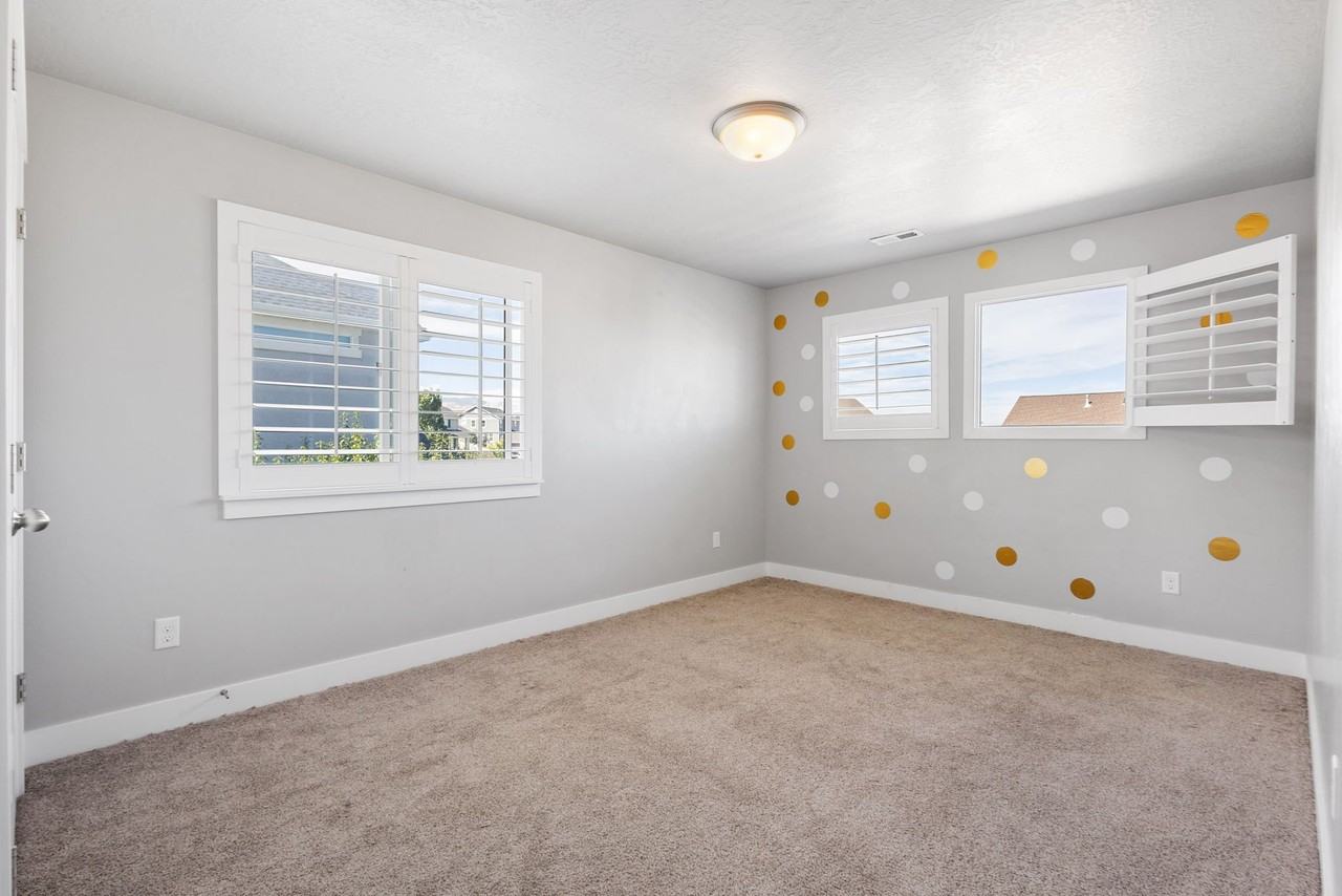 4507 W Lower Meadow Dr - Photo 4 of 20