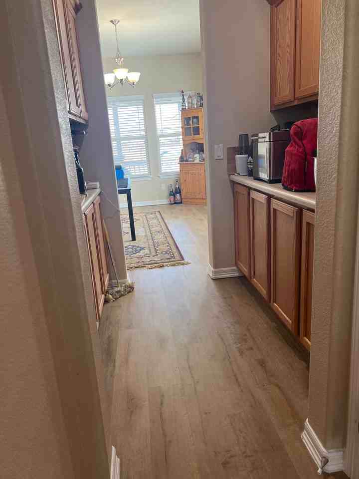 12744 Angelina Dr - Photo 4 of 8