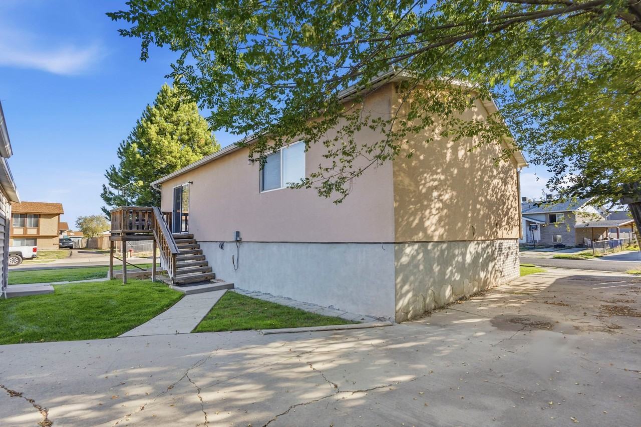 3412 S Mockingbird Way #3412 - Photo 5 of 20