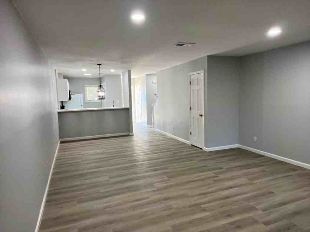 1830 Fairway Ridge Dr #6G - Photo 5 of 16