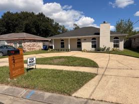 241 Riverview Dr - Photo 1 of 1