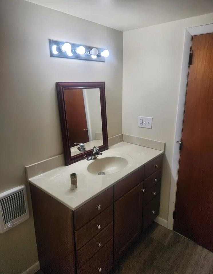 3212 Columbia Ave #2 - Photo 4 of 15