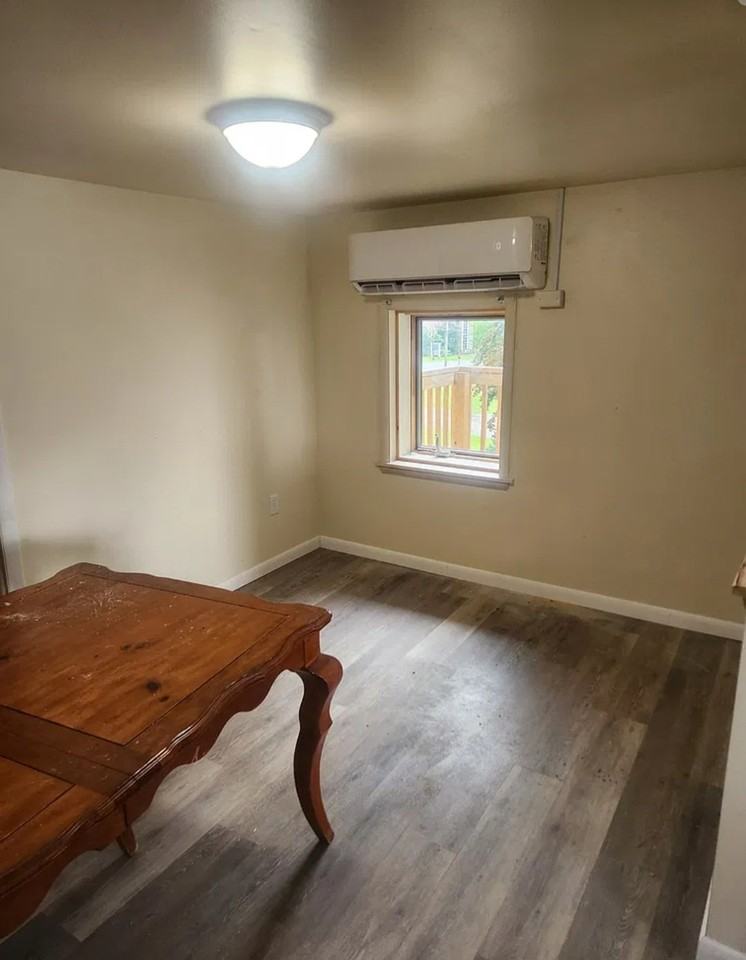 3212 Columbia Ave #2 - Photo 5 of 15