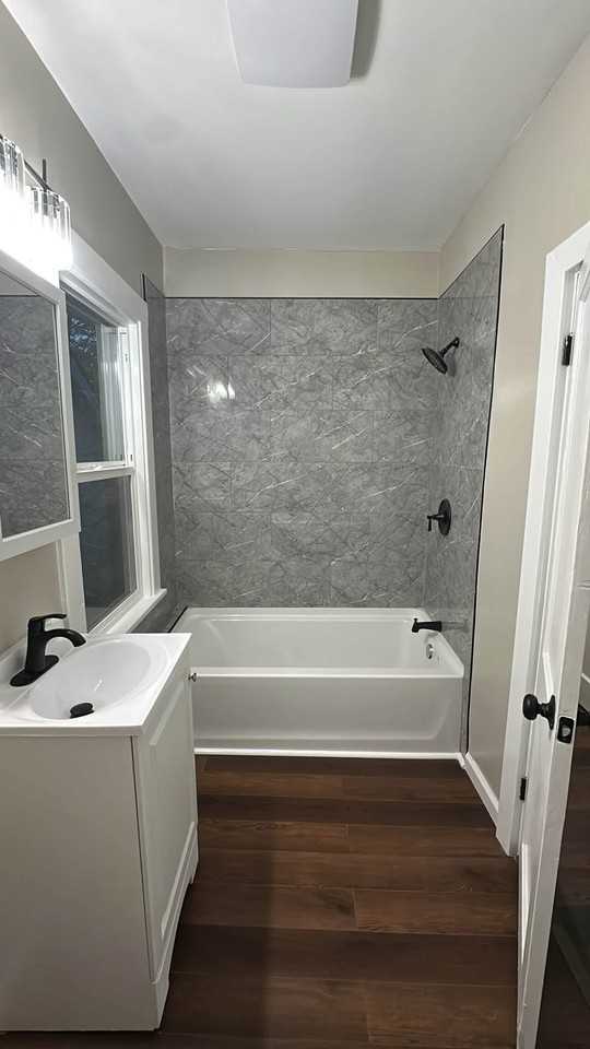471 Lamson Ave - Photo 4 of 16