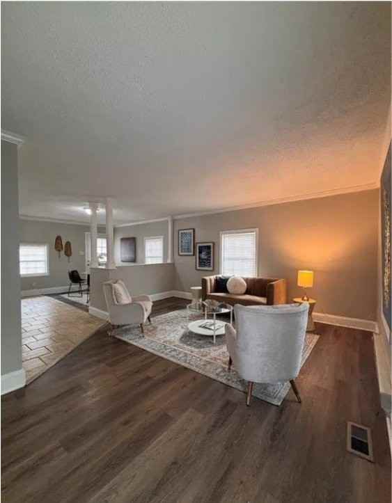 2508 Robert Moore Cir - Photo 4 of 19