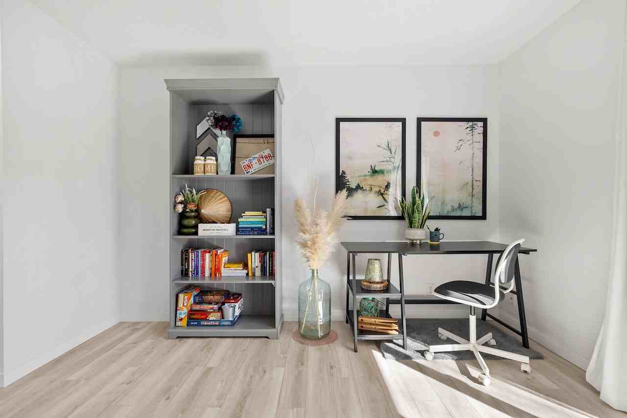4312 75 St Nw - Photo 4 of 28