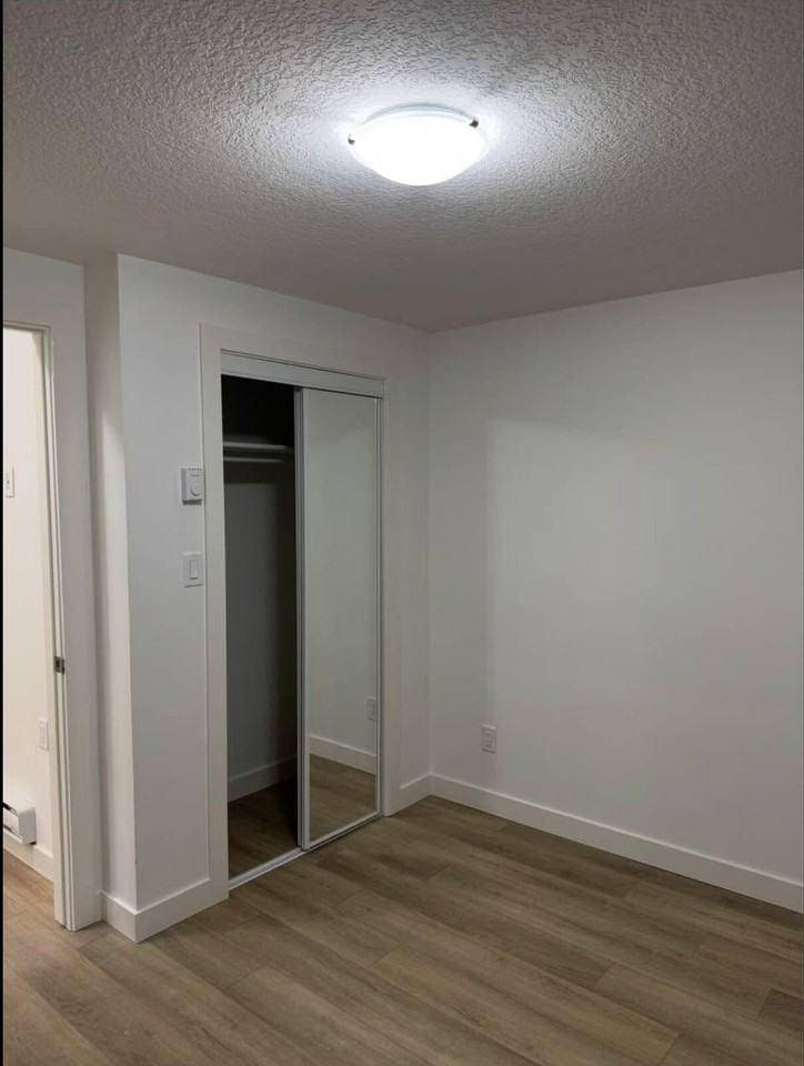 9756 - 11730 91 St Nw - Photo 6 of 10