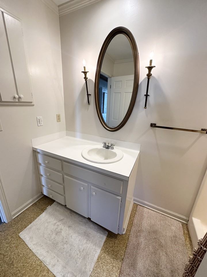 314 Brentwood Blvd #1 - Photo 6 of 10