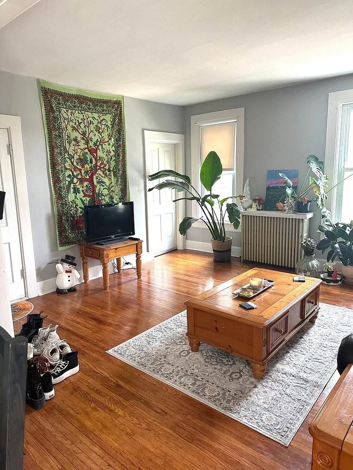 120 William St N - Photo 2 of 13