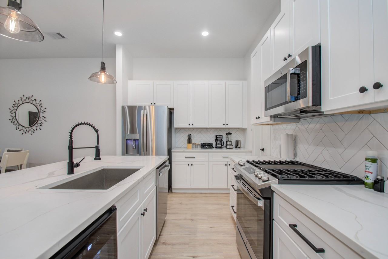 4109 Hare St #NA - Photo 3 of 40