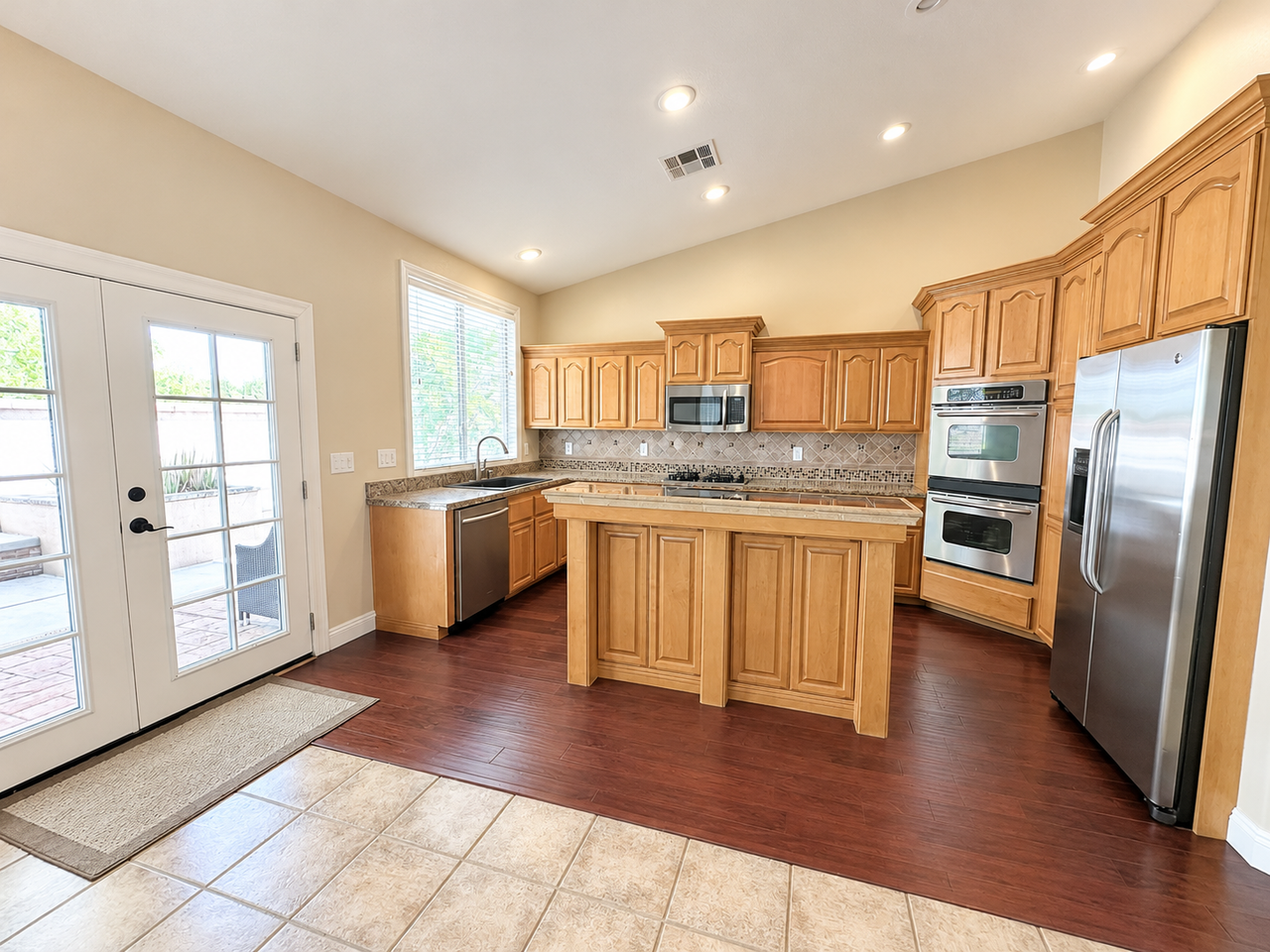 1904 Park Shadows Ln #NA - Photo 2 of 17