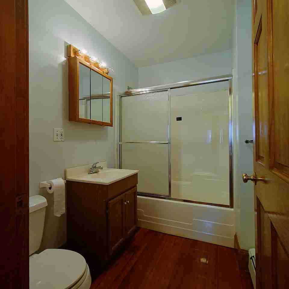376 Grove St #NA - Photo 4 of 7