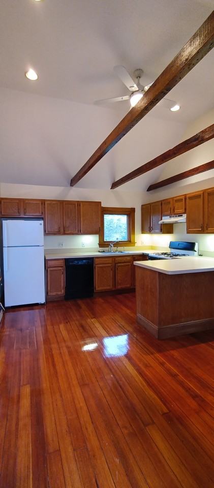 376 Grove St #NA - Photo 5 of 7