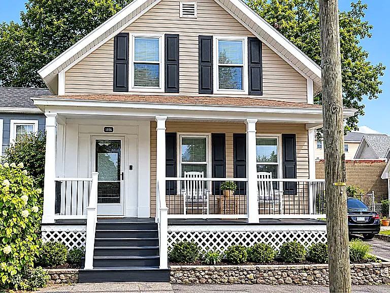 11 Russell St #NA