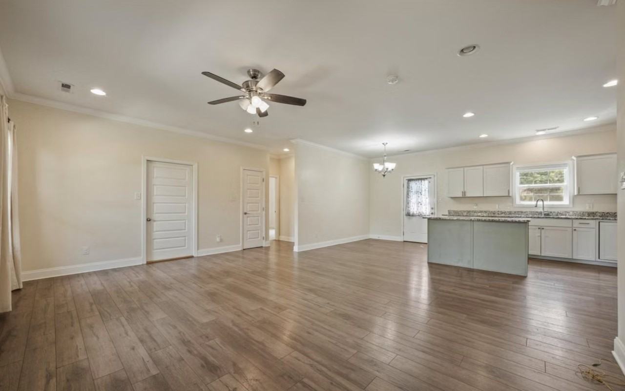 2000 Country Brook Ln #NA - Photo 3 of 28