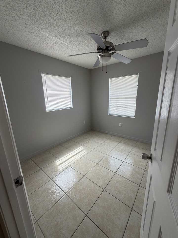 509 N 5th St #NA - Photo 4 of 11