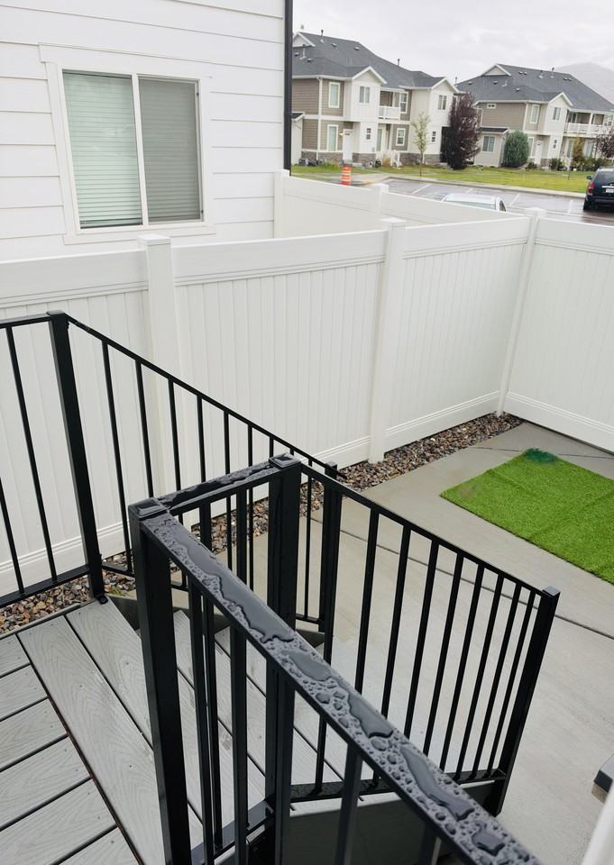 1733 E Eagle View Ln #1733 - Photo 5 of 9