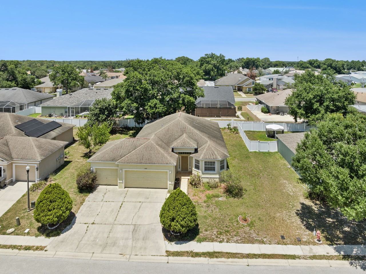 7055 Heatherbrook Dr #NA - Photo 6 of 48