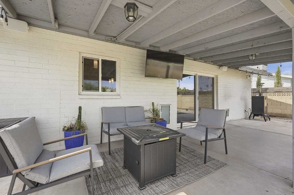 2138 E Yale Dr #NA - Photo 4 of 25