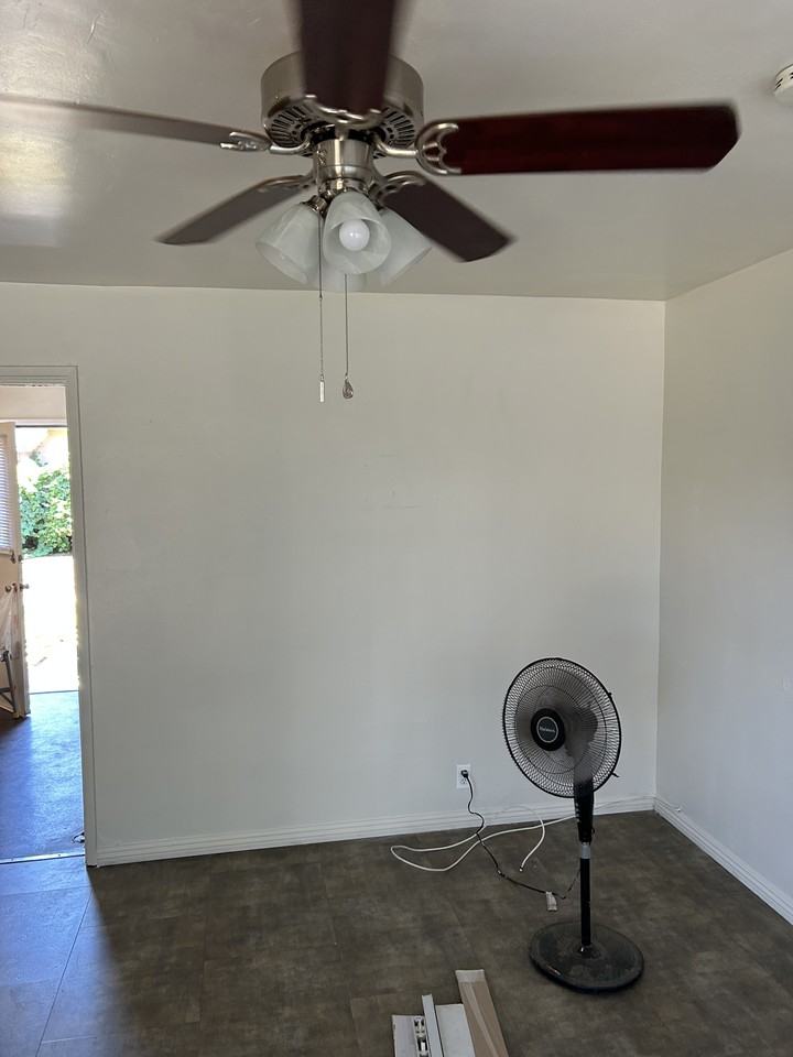 638 W 4th St #638 - Photo 2 of 8