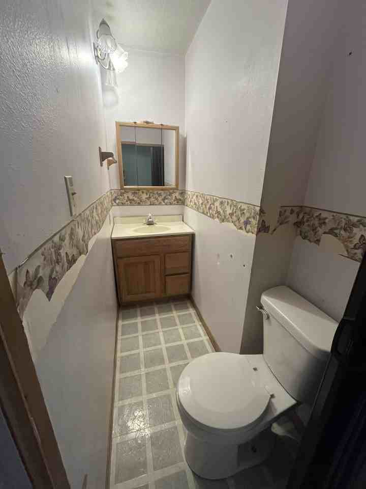 117 4th St E #NA - Photo 4 of 12