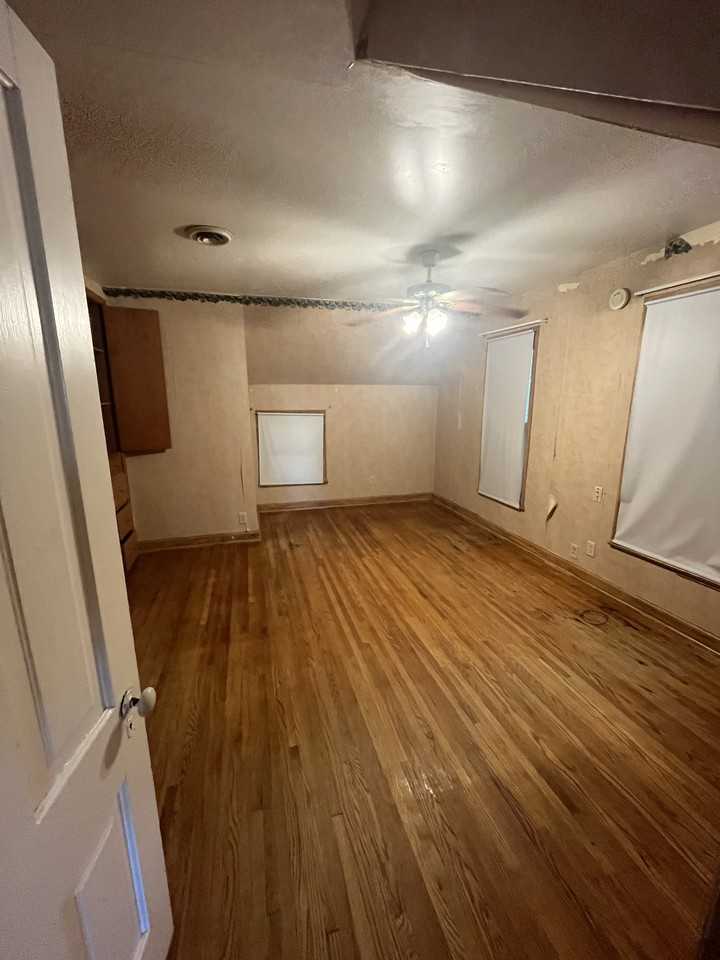 117 4th St E #NA - Photo 5 of 12
