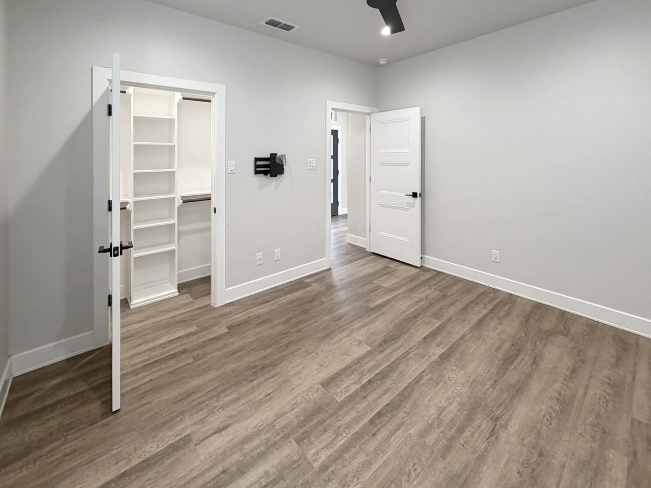 5001 Quesnel Ct #NA - Photo 6 of 26