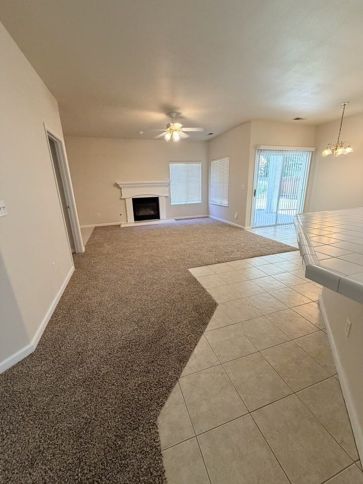 1033 N Karen Ave #NA - Photo 3 of 12