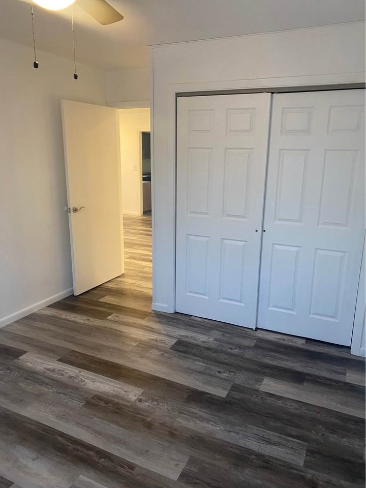 228 Watkins Ave #2F - Photo 2 of 18