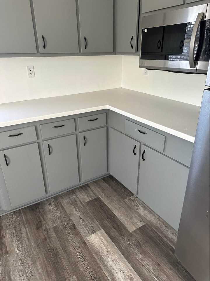 228 Watkins Ave #2F - Photo 3 of 18
