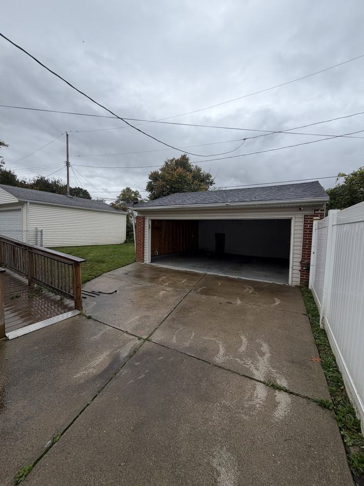 11913 Derby Ave #NA - Photo 7 of 16