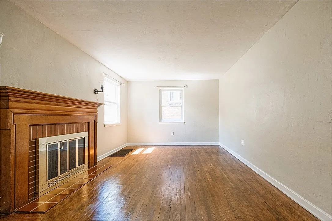 36 Hempstead Ave #NA - Photo 2 of 11