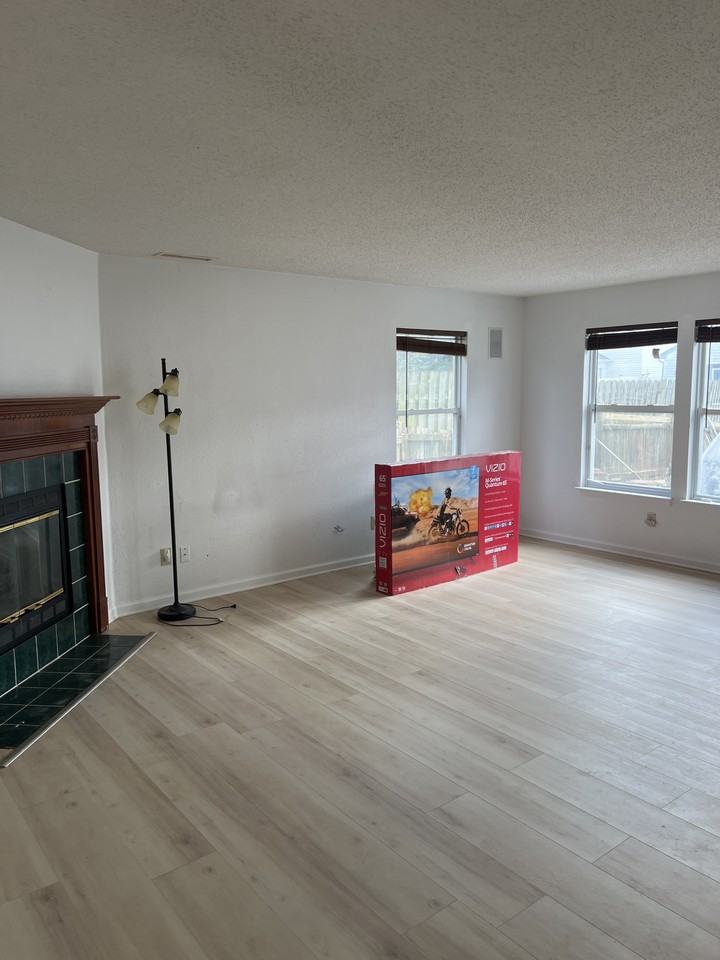 10987 Delphi Dr #NA - Photo 4 of 21