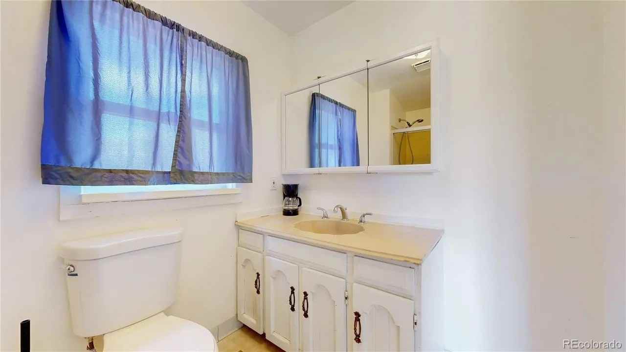 1402 9th Ave #NA - Photo 2 of 24