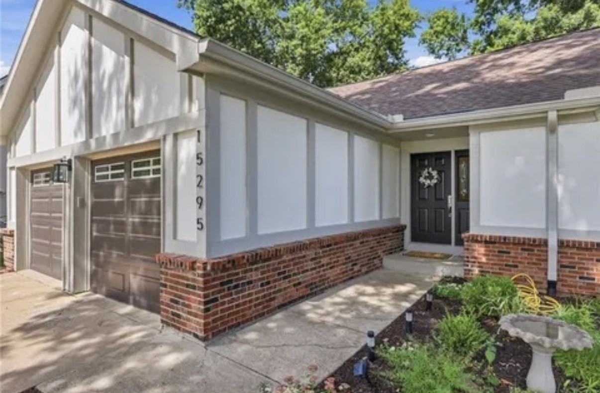 15295 Newton Dr #NA - Photo 2 of 43
