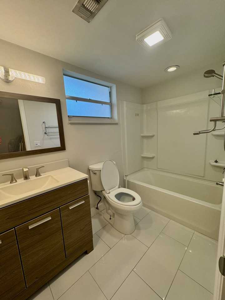 719 Lori Dr #108 - Photo 2 of 6