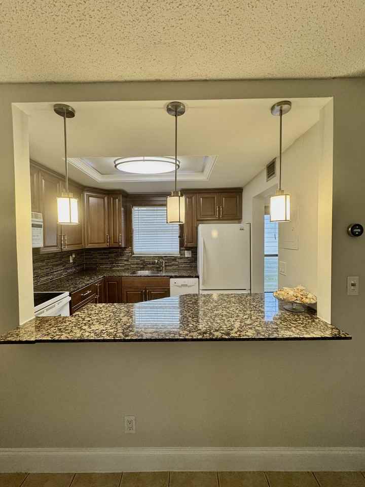 719 Lori Dr #108 - Photo 3 of 6