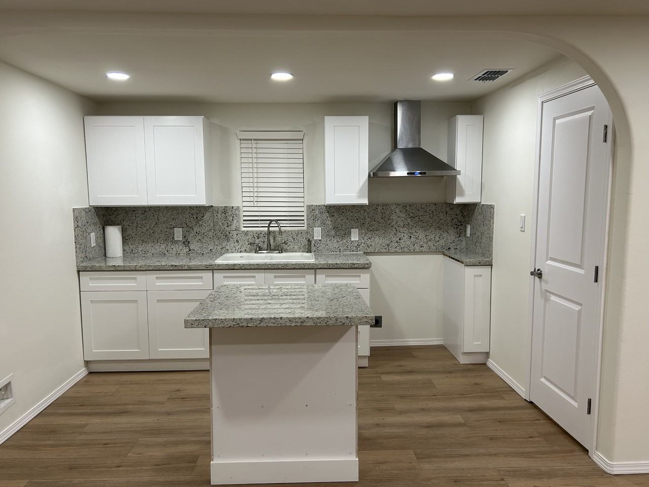 119 Ebony Ave #NA - Photo 4 of 16