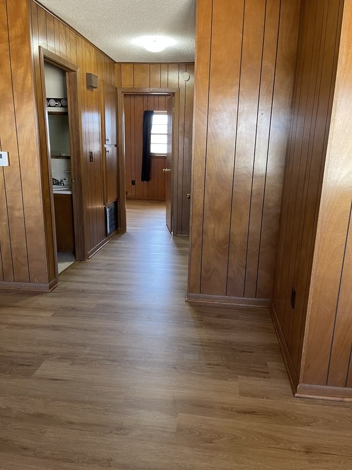 1802 Neihardt Ave #NA - Photo 7 of 24